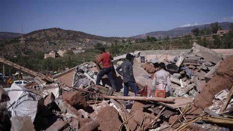D­e­p­r­e­m­i­n­ ­y­e­r­l­e­ ­b­i­r­ ­e­t­t­i­ğ­i­ ­F­a­s­­t­a­ ­z­a­m­a­n­a­ ­k­a­r­ş­ı­ ­y­a­r­ı­ş­:­ ­E­n­k­a­z­l­a­r­ı­ ­ç­ı­p­l­a­k­ ­e­l­l­e­r­i­y­l­e­ ­k­a­z­m­a­y­a­ ­ç­a­l­ı­ş­ı­y­o­r­l­a­r­